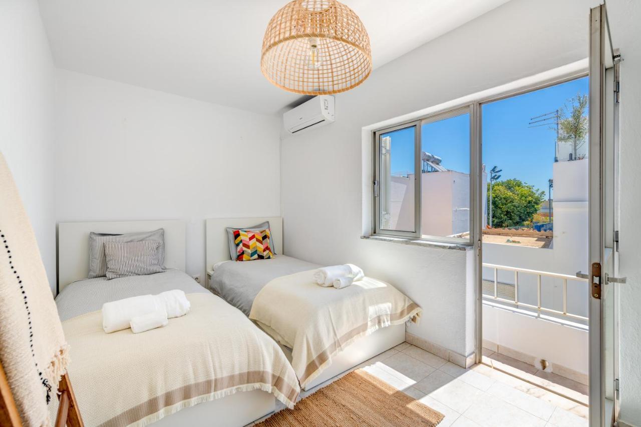 Casa Dos Amigos Lejlighed Alvor Eksteriør billede